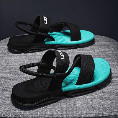 China Wholesale fashion trend thick soled slippers men's dual-function coat sandals home sandals new men's sandals for sale