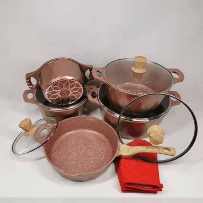 China Best Selling Pots Viable Set 12pcs Aluminum Die Cast Cookware Sets With Heat Resistant Paint for sale