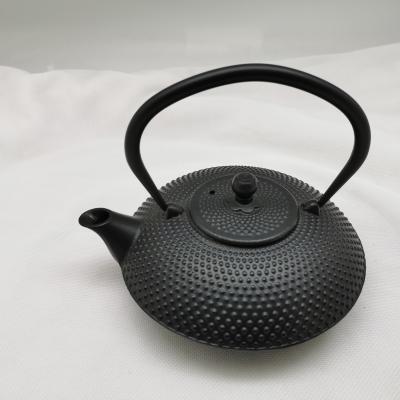 China Sustainable 0.8L / 1.2L Customized Color Cast Iron Teapot Kettle for sale