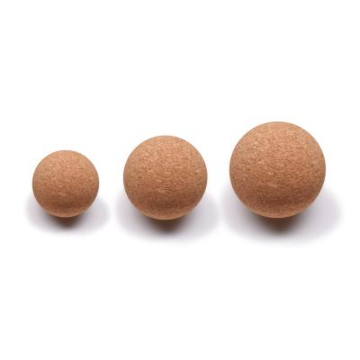 China Exercício de pouco peso Cork Yoga Ball 30mm a 100mm Cork Massage Ball FSC à venda