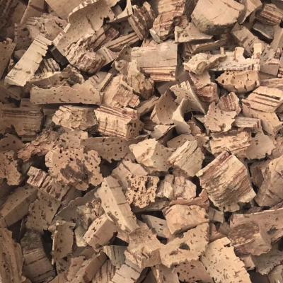 Cina 8mm - 30mm 8mm Cork Granules Acid Resistance Antiwear Cork Grain in vendita