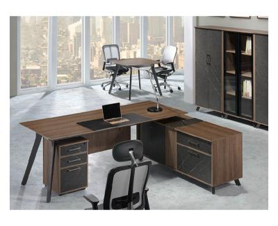 China Strong Wearability Office Manager Office Manager Modern Wooden Executive Desk With Storage Cabinet for sale