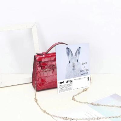 China Normcore/fashion minimalist simple leather handbag factory wholesale women's bag crocodile pattern bag women's single shoulder chain bag for sale