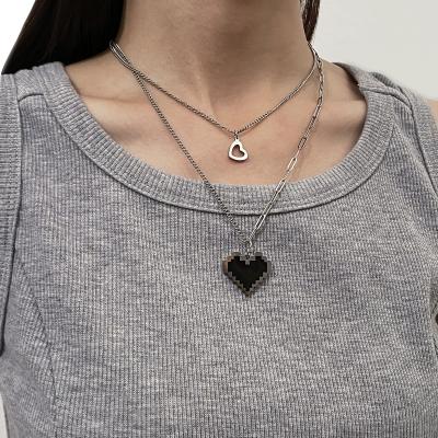 China SHIXIN FASHIONABLE Romantic Heart Pendant Necklace Stainless Steel Link Chain Necklace High Quality Silver Couple Necklaces For Women Men for sale