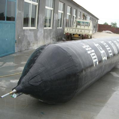 China Protect Boat From Collision Natural Rubber Inflatable Pontoon Tube For Bridge Installation for sale