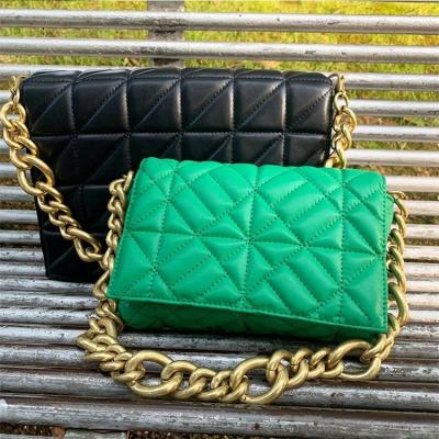 China Fashion Branded Women's Shoulder Bags 2022 Thick Chain Quilted Purses And Handbag Women Grab Bags Ladies for sale