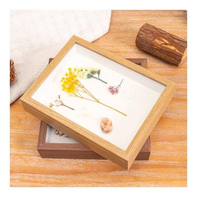 China Fashionable Customize High Quality Wooden 3d Cassette Frame Diy Float Stand For Dry Flowers for sale