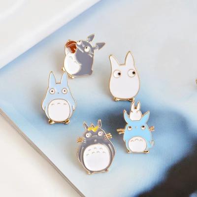 China Like The Picture Anime Miyazaki Hayao Kawaii Cartoon My Totoro Brooches Pins Girl Japanese Jeans Bag Decoration For Friend for sale