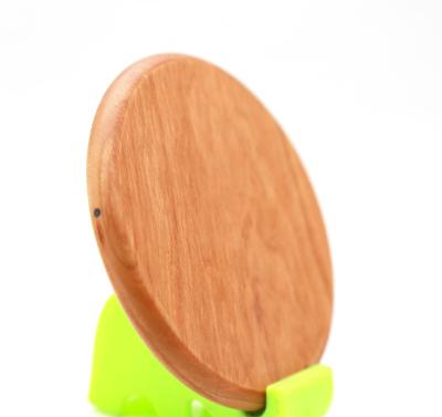 China Wooden Mobile Phone Wireless Charger Comply With Qi Enable Devices Fast Charging 20 W for sale