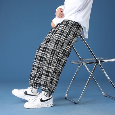 China Trend Anti-static Good Quality Casual Wear Street Pants Wide Leg Men's Breathable Plaid Pants for sale