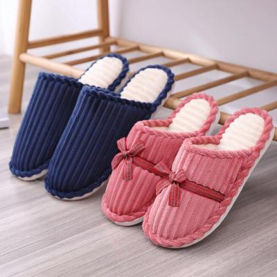 China Lovely Lovers Winter Trend Fashion Cotton Slippers Women Warm Furry Man And Indoor Non-slip Slippers for sale