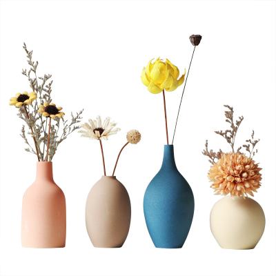 China Modern Simple Creative Home Decorative Flower Tabletop Tea Vase Decoration Ceramic Vases for sale