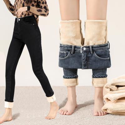 China Women's Breathable Quality Jeans Velvet New Arrival Winter Warm Pants For Snow Lambswool Feather Denim Girls Ladies Slim Jeans Fitted for sale