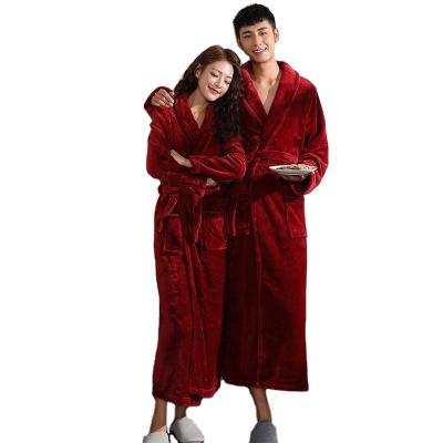 China Breathable Luxury Extra Long Thick Polyester Hotel White Robe 100% Warm Outdoor Night Bathrobe for sale