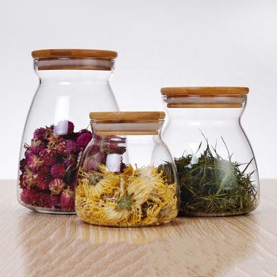 China 500ml 750ml 1000ml Borosilicate Glass Food Storage Jar Viable Airtight Handmade Canister With Bamboo Lid for sale