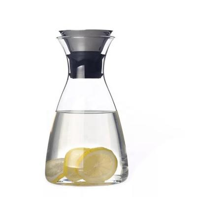 China Iced Tea Beverage Carafe Glass Water Viable Hot/Cold Water Jug, Juice And Jug With Stainless Steel Lid for sale