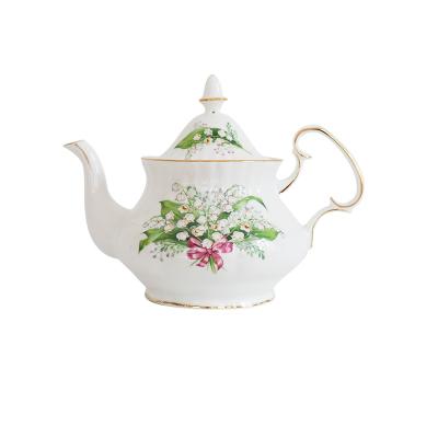 China Wholesale Contemporary Elegant European Style Customized Good Quality Bone China Ceramic Teapot With Gold Rim for sale