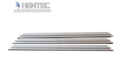 China Fuera de capítulo del panel solar de aluminio anodizado, 6063 - T5 10 um ROHS/SGS en venta