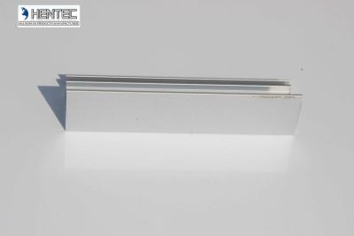 China Electroforesis 6063 sistemas de aluminio OEM del tormento del panel solar de la protuberancia en venta