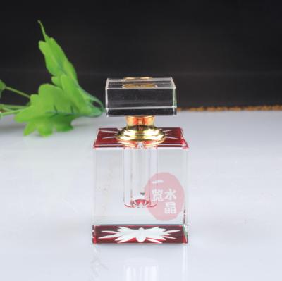 China Fashion Elegant For 3ml Rose Flower Crystal Perfume Bottle Glass Essential Arabic Bottle Customized 6ml 12ml Glass Essential Bottle for sale