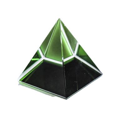 China Europe Customized Color Pyramid Crystal Paperweights Wholesaler Crystal Prism Glass Paperweight Green for sale