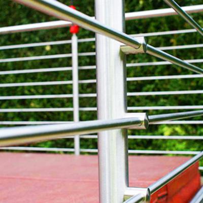 China 2021 Fashion Modern 304/316 Stainless Steel Cable Railing Threaded Rod Bar Railing With Plate Post for sale