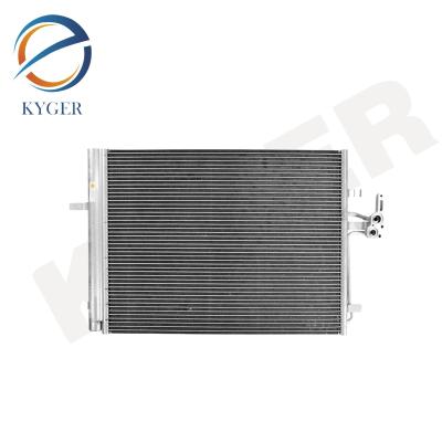 China Auto auto onderdeel LR023921 airconditioning condensator voor Land Rover Range Rover Evoque Freelander 2 3.2L LR000566 Te koop