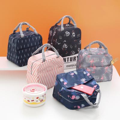 China Hot Sale Zipper Foil Waterproof Portable Waterproof Insulated Lunch Cooler Bag Picnic Food Lunch Container Tote Bag for sale