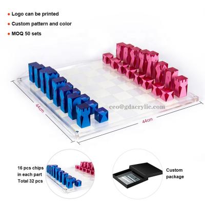 China Promotional Gifts Stylish Flat Decorative Custom Chess Pieces Die Set Manufacturers Pink Acrylic Chess Set for sale