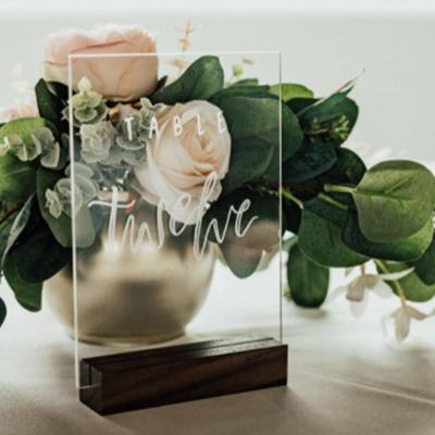 China Luxury Acrylic Desktop Wedding Invitation Card Holder Stand Cards for sale