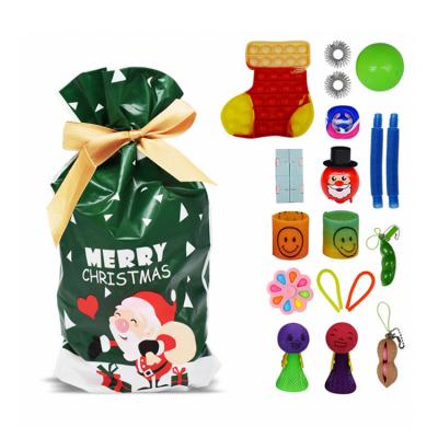 China Playing Hot Sale AB004 Relaxation To Customize Kits 18 Pcs Different Christmas Stir Advent Calendar Countdown Set Bag For Kids for sale