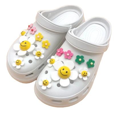 China Wholesale Custom Hugger Charm Summer Flower Shoes Charms for PVC and Resin Garden Shoes Accessories for sale