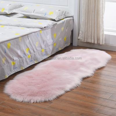 China Stain Resistant Non-Slip Area Rugs For Bedroom And Living Room Faux Sheepskin Blanket Machine Washable Fur Rug for sale