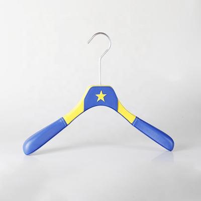 China Factory Eco-friendly Material Custom Branded Logo Kids Wooden Children Baby Clothes Leather Hangers With Gold Hook for sale