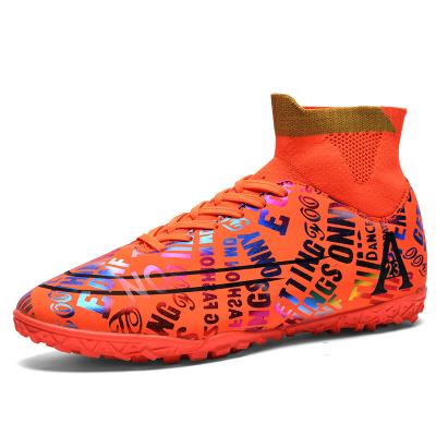 China Soccer Outdoor Short Top Breathable Grass Outdoor Leisure Sports Nail Professional Training Shoes High Tops Colorful Fashion Soccer Shoes for sale