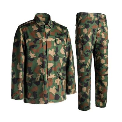 China Tear Resistant Woodland Camouflage Camouflage Battle Dress Uniform Military Tactical Sets (BDU Fits) Camouflage Wargame BDU Combat Uniform for sale