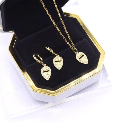 China CLASSIC Buy Wholesale Women Zircon 18K Gold Plated Bridal Jewelry Set for sale