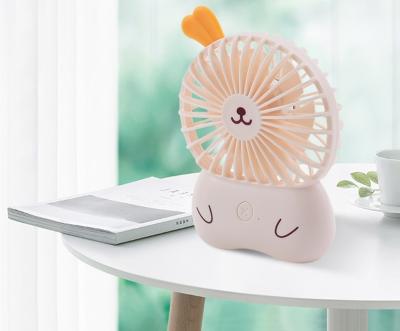 China Rechargeable Mini Fans 2021 Small USB Fan Portable Table Strong Wind Mini Rechargeable Desktop Fans for sale