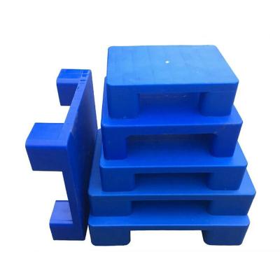 China 60*40small High Quality Moisture Proof Plastic Spacer HDPE Single Faced Plastic Paddle Base Plate for sale