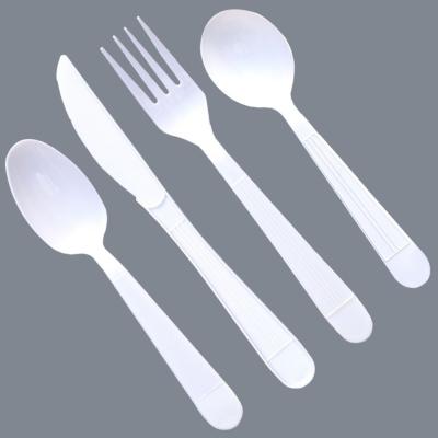 China Disposable Plastic Cutlery Set PP Disposable Plastic Microwavable Cutlery Flatware White Dinnerware Set for sale