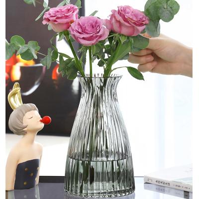 China Eco-friendly Clear Glass Mini Greenhouse Flower Plant Hydroponic Vases Patterned Vase Erect For Home Decor for sale