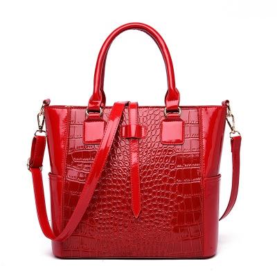 China Lady Soft Leather Handbags for Women Shoulder Bum Bag Large Tote Crossbody Bag for sale