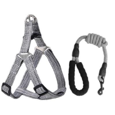 China Luxury Design Custom Pet Custom Pet Colorful Breathable Waterproof Harness Set Adjustable Soft Breathable Pet Harness for sale