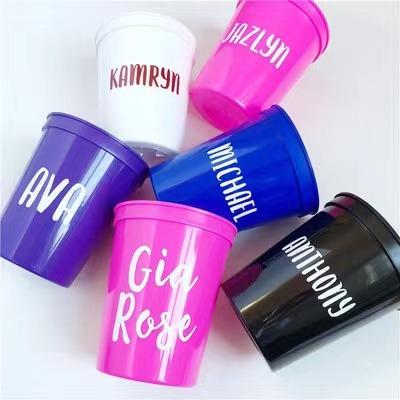 China 16oz Plastic Lid Straw Square Sports Stadium Cup Advertising Gift Drink Game Coin Viable Mug for sale