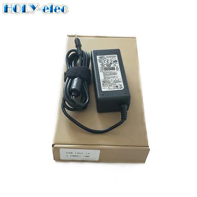 China Original LAPTOP 3.0*1.0mm 19V 2.1A 40W Laptop AC Adapter Charger For Samsung for sale