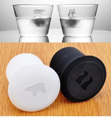 China BPA Free Stocked Food Grade Set Of 2 Bear And Penguin Shape Reusable Ice Cube Mold Animals Design Silicone Ice Cube Trays For Whiskey for sale