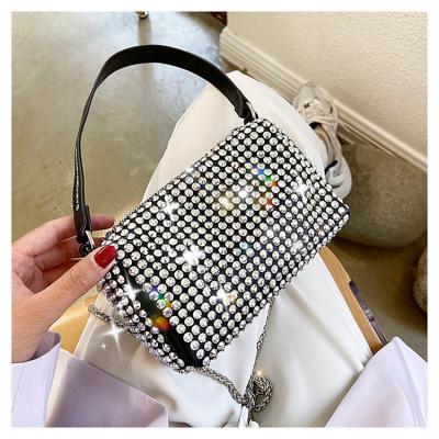 China 2021 Wholesale Luxury Ladies Handbags Shoulder Clutch Bags High Quality Small Women Bags Purse Chain Luminous Rhinestones New Product for sale