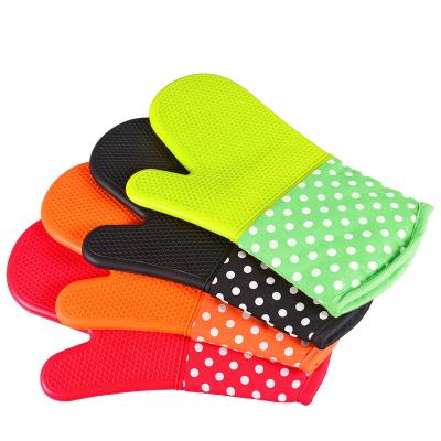 China Cute Traditional Silicone Oven Heat Insulated Finger Mitt Cooking Microwave Non Slip Gripper Pot Holder Kitchen Dish Butterfly OEM for sale