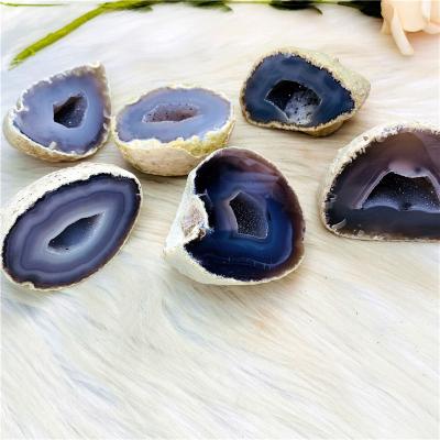 China Wholesale Natural Raw Healing Agate Healing Group Geode Group China Agate Rough Stone Bulk For Gifts for sale