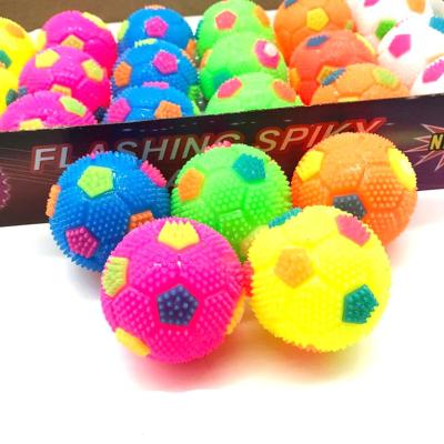 China Viable Wholesale Plastic Rubber Dog Chew Toys With Pet Toys Flashing Squeaky Ball for sale